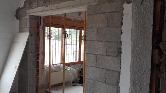 2018 - Construction Lounge window and arch